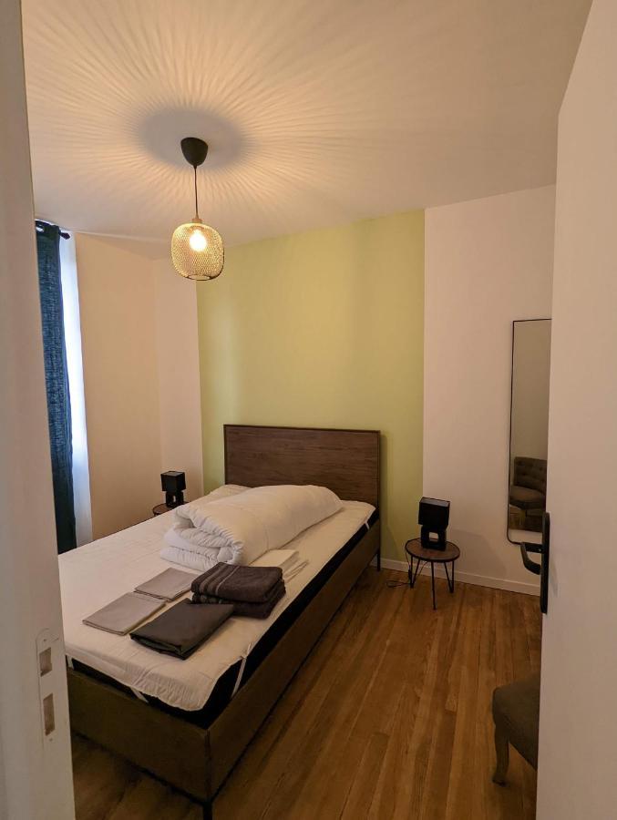 T2 Bis Proche Gare Et Centre - Parking Proche Apartment Lourdes